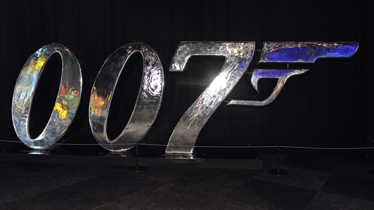 007 logo
