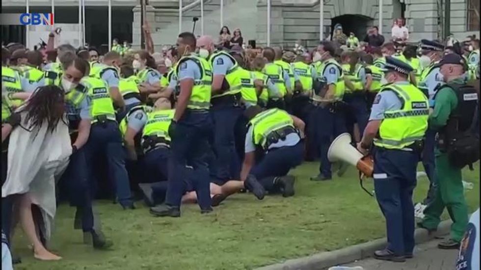 Anti-vaccine mandate protesters arrested in New Zealand