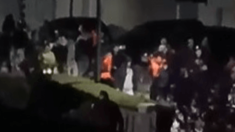 100 would-be migrants clash with police in an early-hours neighbourhood rampage