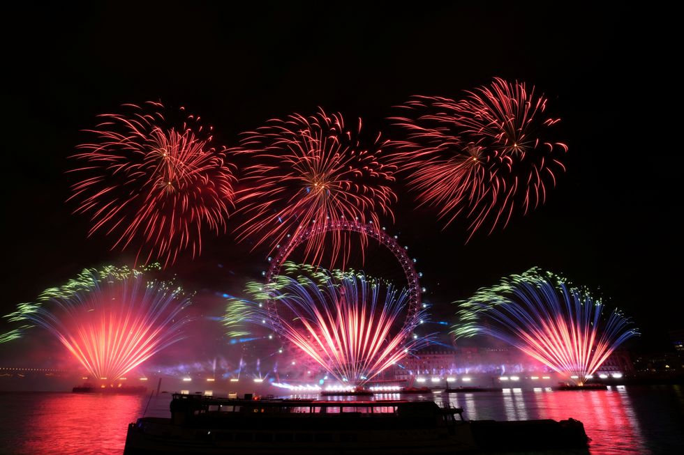 2023 is ushered in with a fantastic firework display in London.