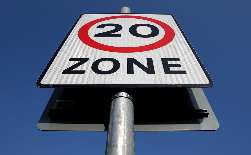 20mph speed limit SIGN