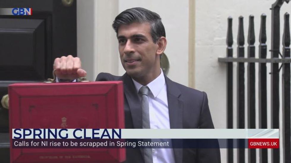 Nigel Farage suggests Labour could outflank Tories at next election with tax-cutting pledge