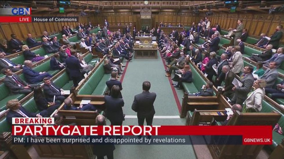 Tobias Ellwood claims he's 'being heckled by own people' in PMQs following Sue Gray Report