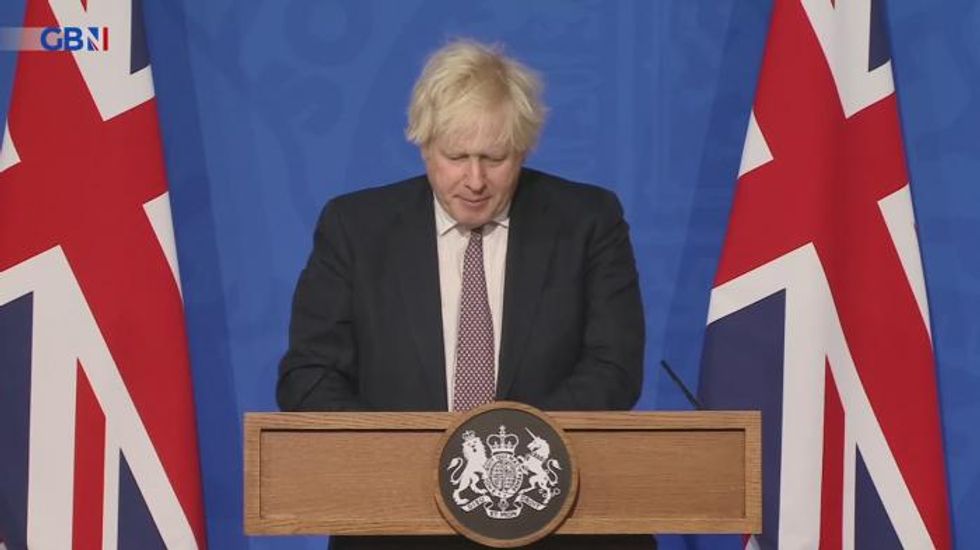 Covid: UK arrivals to take PCR test on second day and must self isolate until they provide negative test says Boris Johnson