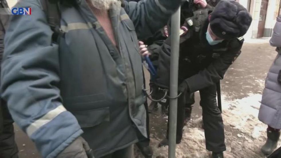 Russia: Supreme Court orders shutdown of renowned human rights group Memorial
