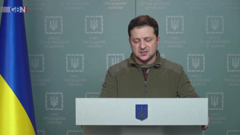 Zelenskyy says 6,000 Russian forces killed in opening six days as Putin struggles to capture Kyiv
