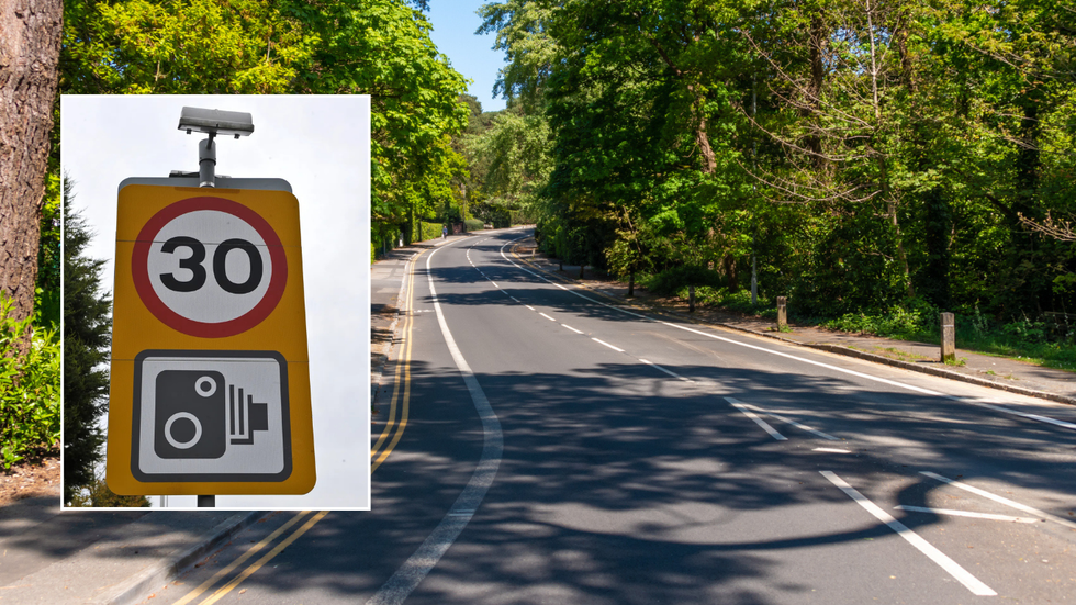 30mph sign and Ringwood Road