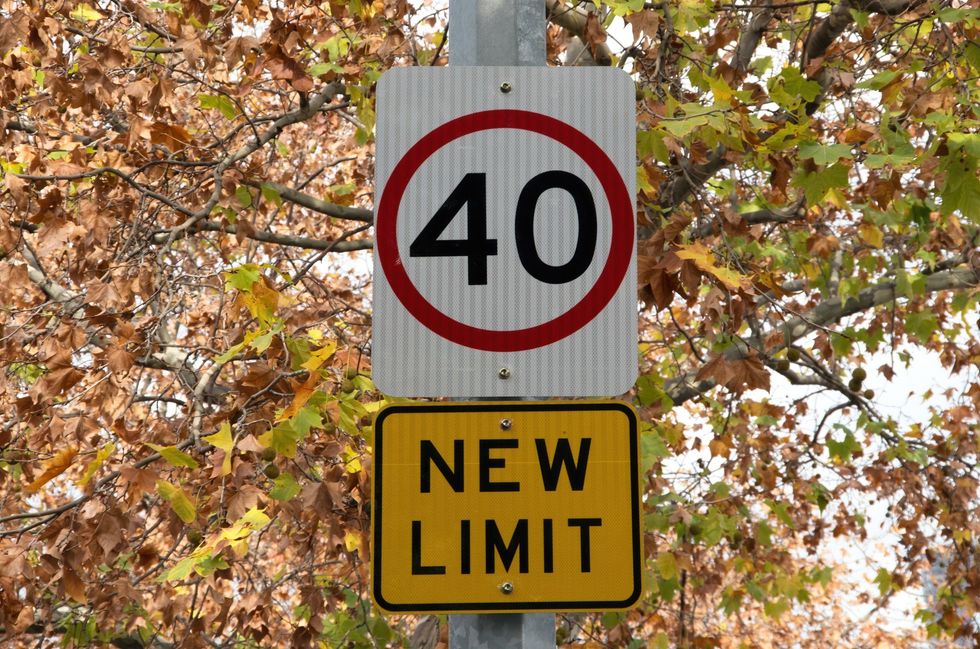 40mph sign