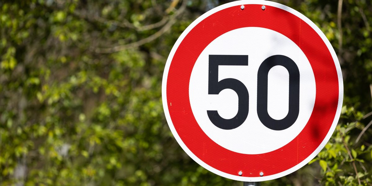 Drivers to see national speed limit slashed to 50mph next month amid vital bridge work along major motorway