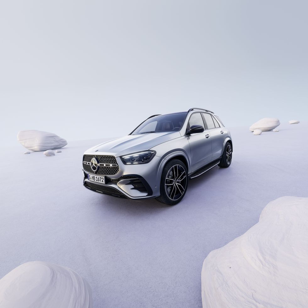 A 2023 Mercedes-Benz GLE \u200b