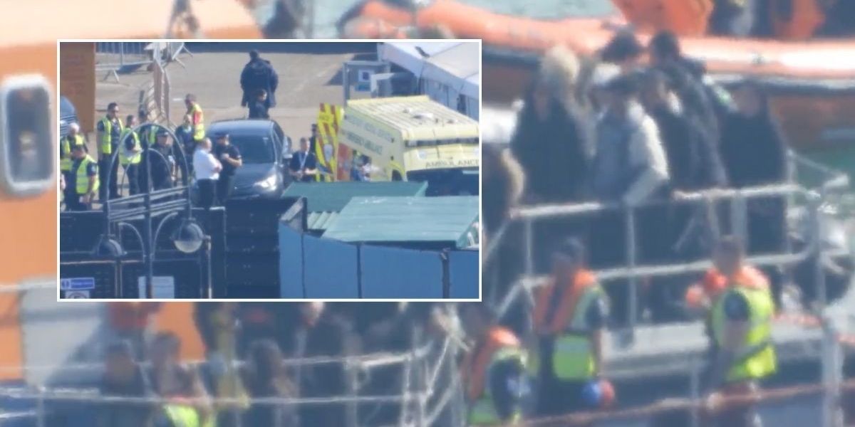 NextImg:Migrant STABBED on small boat while attempting to cross English Channel