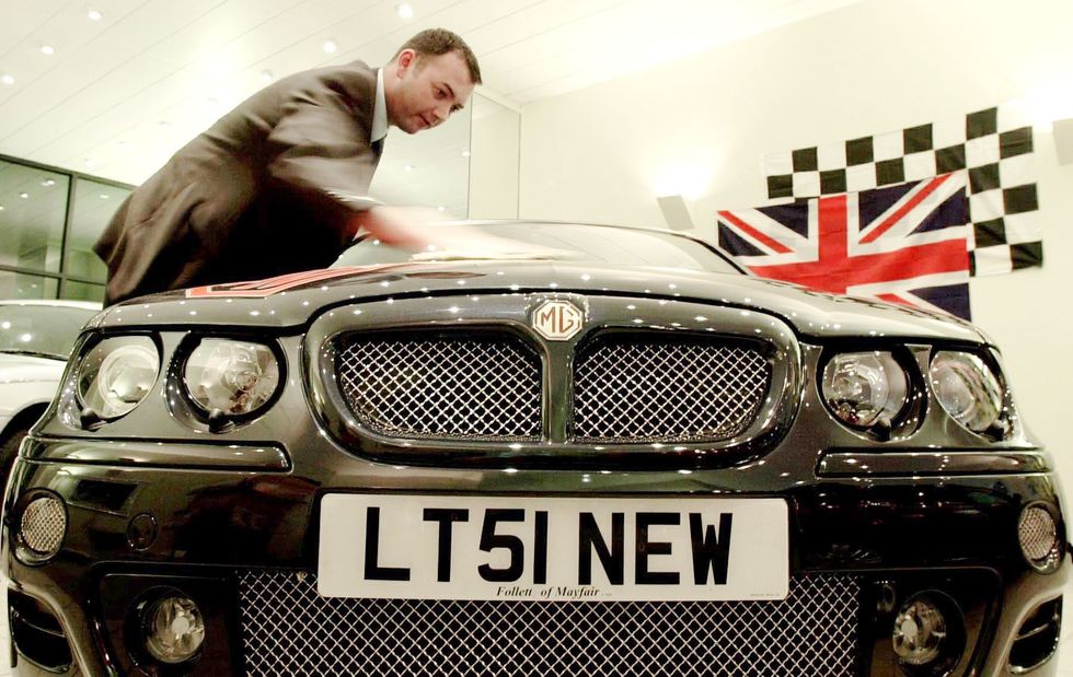 Hidden Meaning Decoding The Secrets Behind That British License Plate - 5bnjvq0