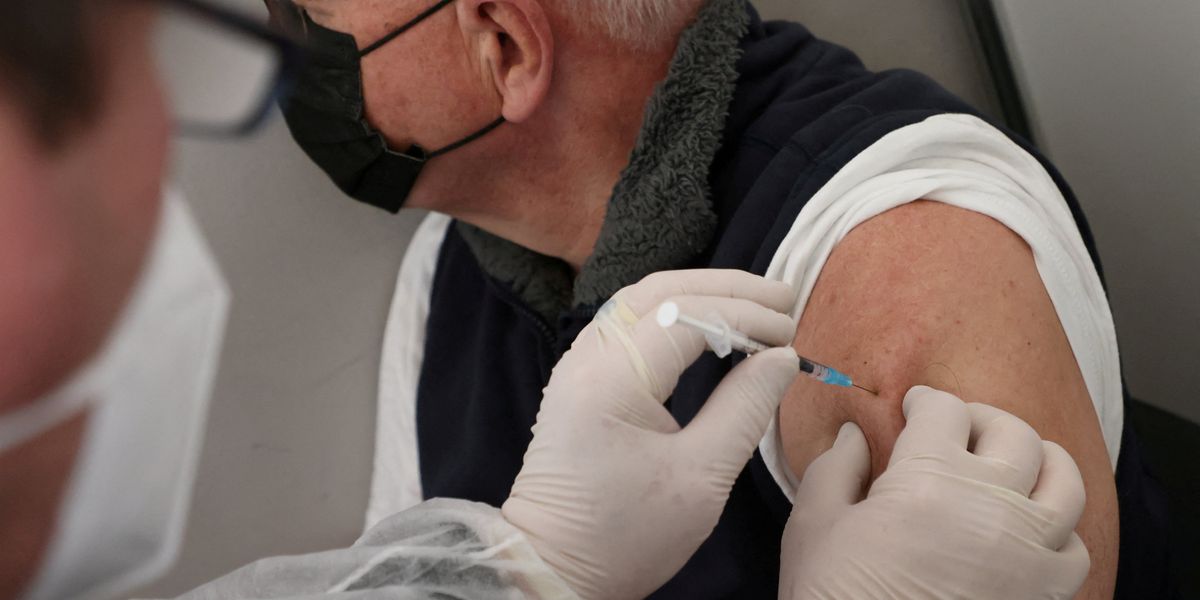 Hunderte haben eine Entschädigung für einen Covid-Impfstoff gefordert, da BioNTech in Deutschland von Klagen betroffen ist
