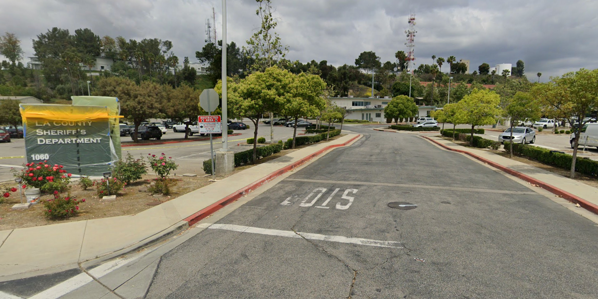 NextImg:Three dead after explosion at Los Angeles police training centre as 'bomb squad deployed'