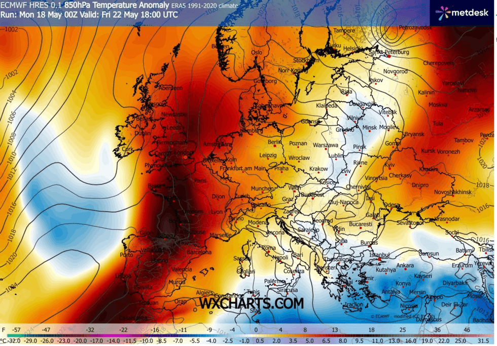 A heatwave is still expected to arrive in the coming days