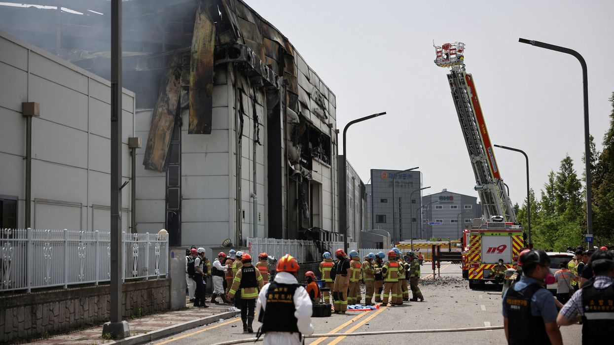 A huge fire at a lithium battery factory in South Korea has broken out, leaving 22 dead