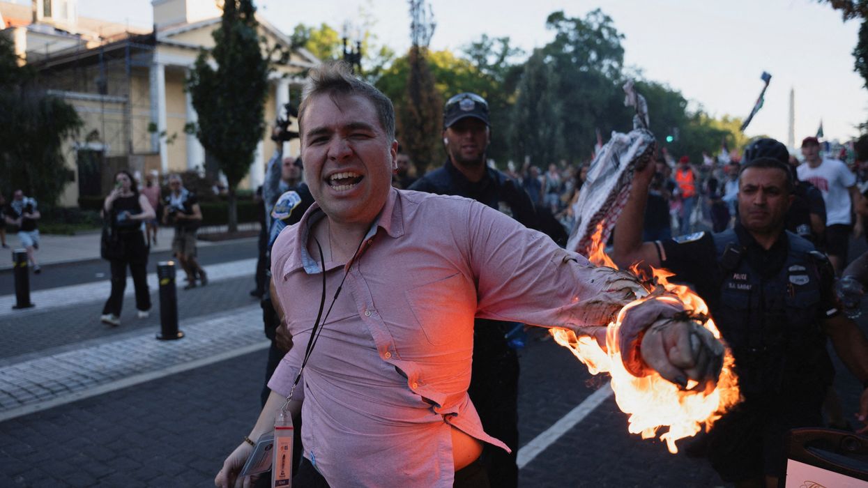 A journalist self immolates during a Pro-Palestinian protesters' rally
