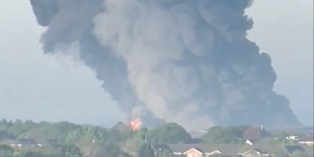 NextImg:Cannock fire: Huge smoke engulfs sky as firefighters rush to scene and issue urgent evacuation order