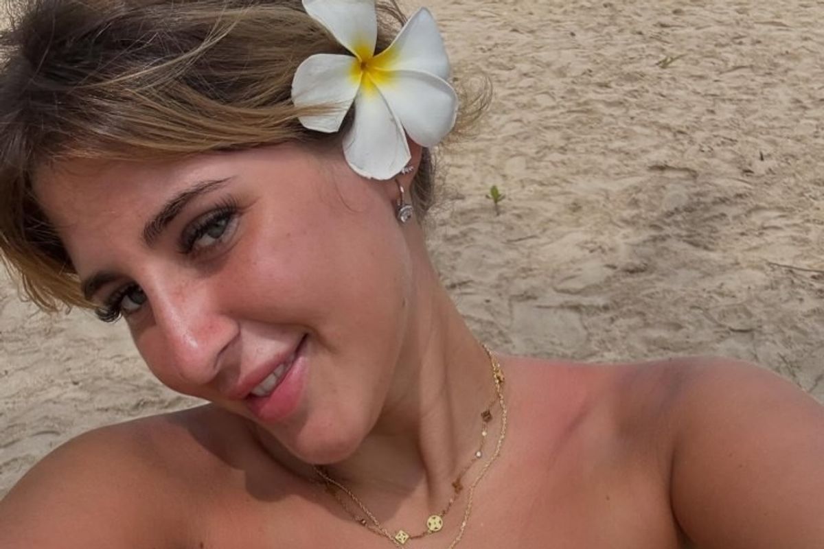 Pregnant British woman imprisoned abroad for smuggling drugs told she can walk free after plea deal breakthrough