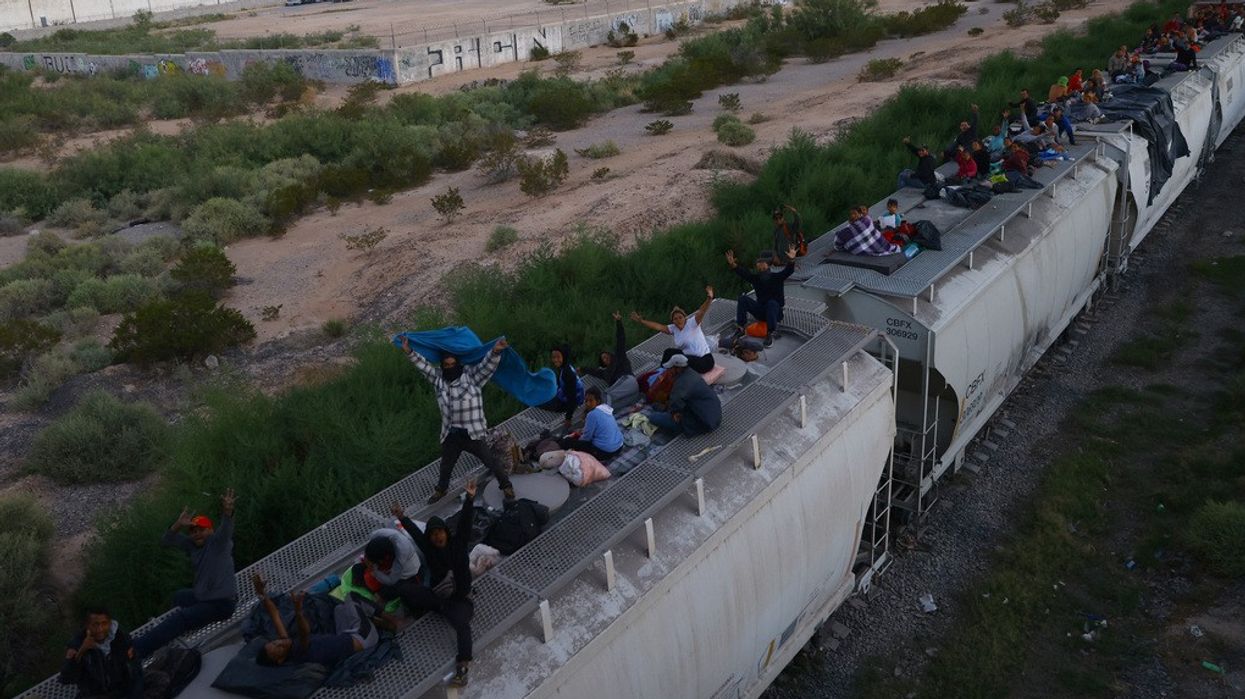 A previous image of migrants aboard a train heading towards the US-Mexico border