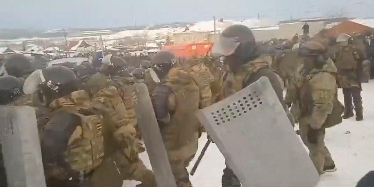 Russian uprising sees thousands take to the streets in fury