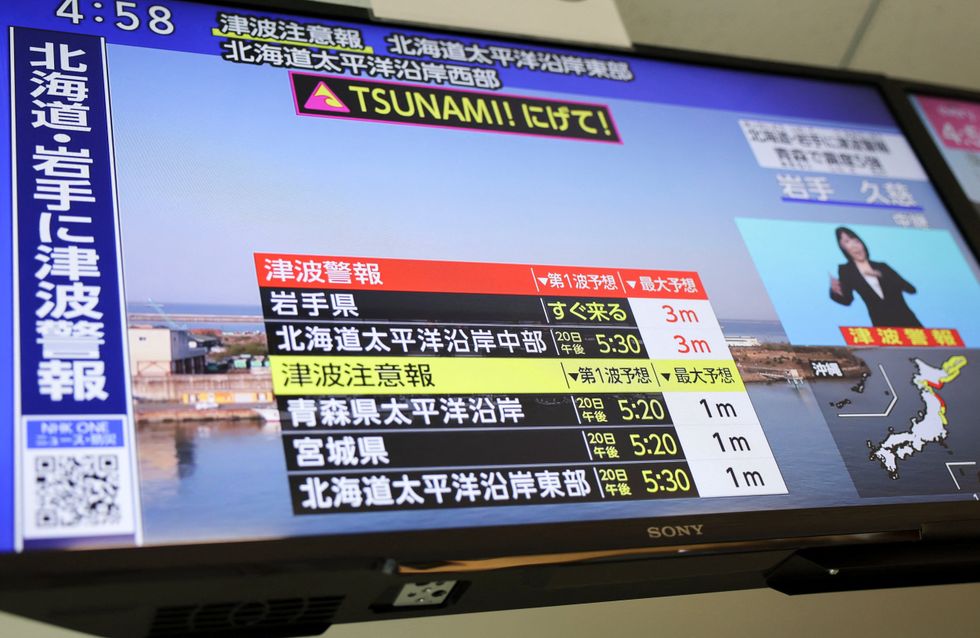 A screen showing media reporting on the major earthquake