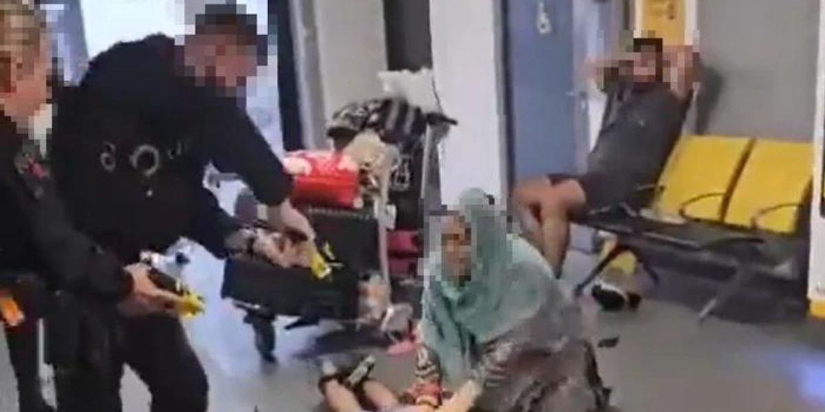 NextImg:Criminal investigation launched into SECOND Manchester Police officer over viral stamp video