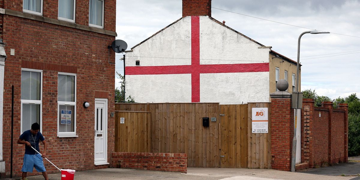 NextImg:'There's work if you want it!' Residents in left-behind English town urge locals to stop claiming benefits as Labour clamps down on welfare