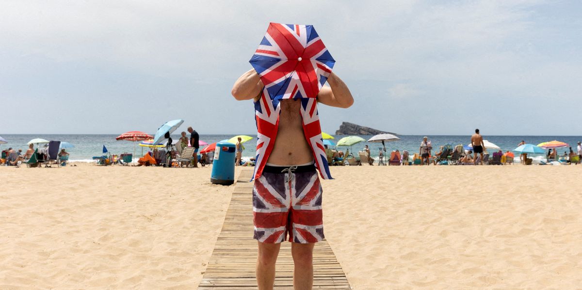 NextImg:British tourists branded 'plague' in Spain as locals say their city 'stink of foreigners and beer at 11am'