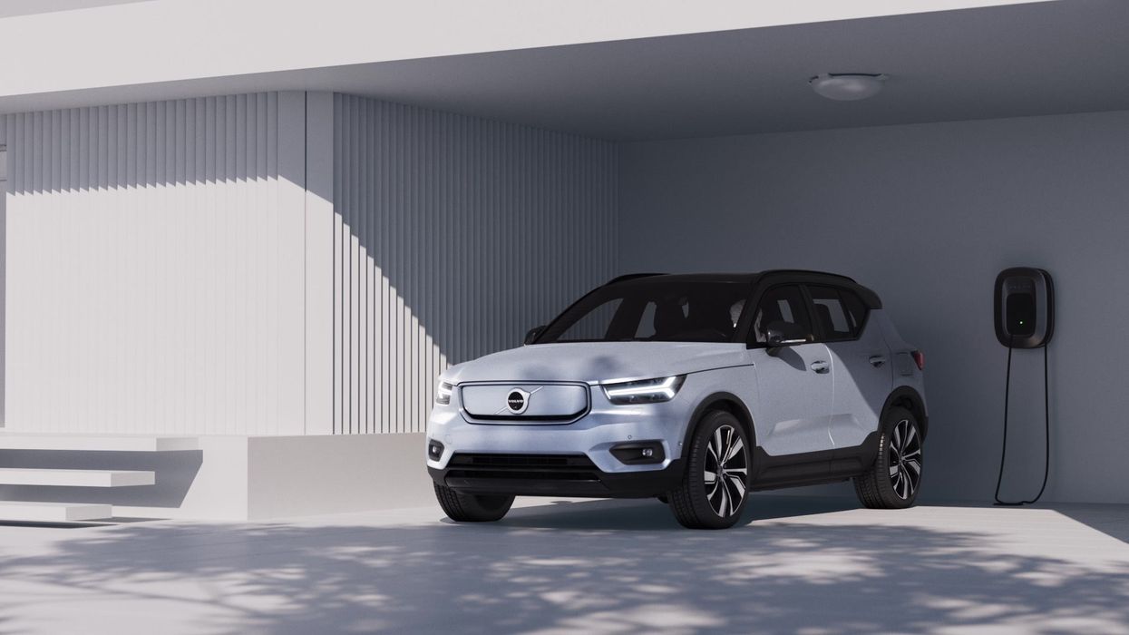 A Volvo XC40 charging