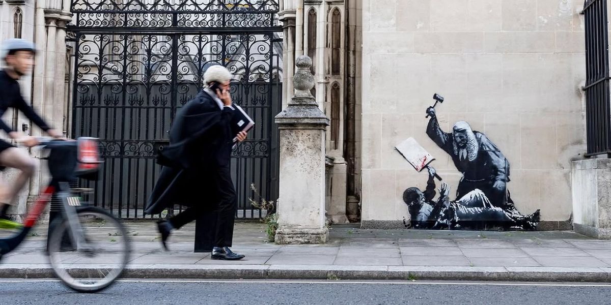NextImg:Banksy's identity could finally be revealed as police launch probe into Royal Courts of Justice artwork