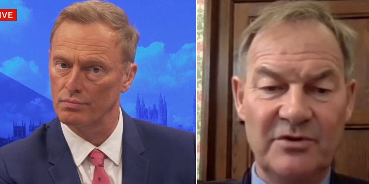 NextImg:‘Absolute DISGRACE!’ Reform UK’s Rupert Lowe claims shocking number of migrants eligible for monthly benefits