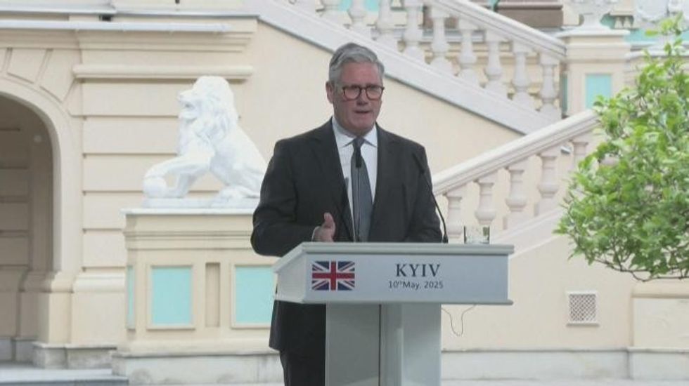 Vladimir Putin issued ULTIMATUM to accept 30-day ceasefire after Keir Starmer calls him out 'with US support'