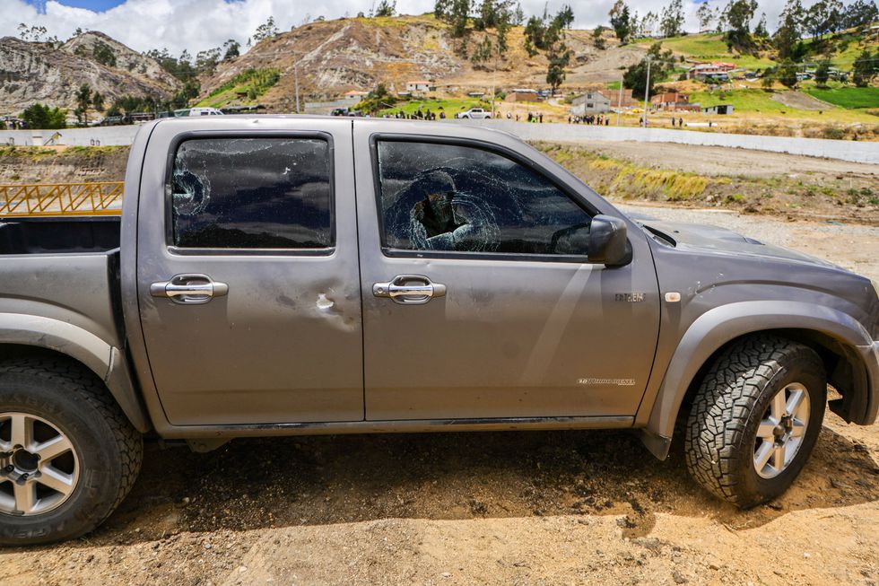 Aftermath of the attack on President Noboa's vehicle