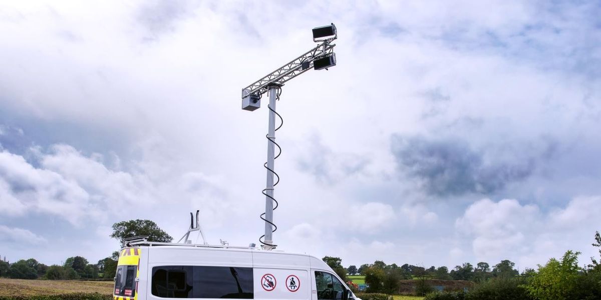 Drivers warned of new AI speed cameras that can see inside cars rolling ...