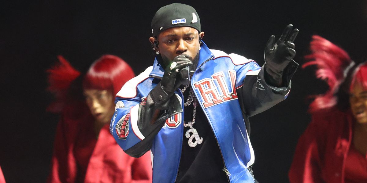 NextImg:Kendrick Lamar blasted for 'worst halftime show ever' during Super Bowl LIX