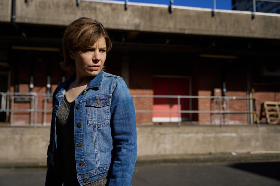 Gol>-Ffion Edwards”/><small class=