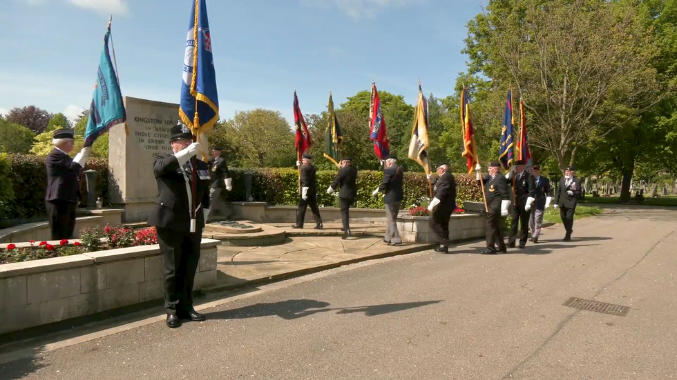 Air raid memorial remembers hundreds who died in blitz unknown to many Britons