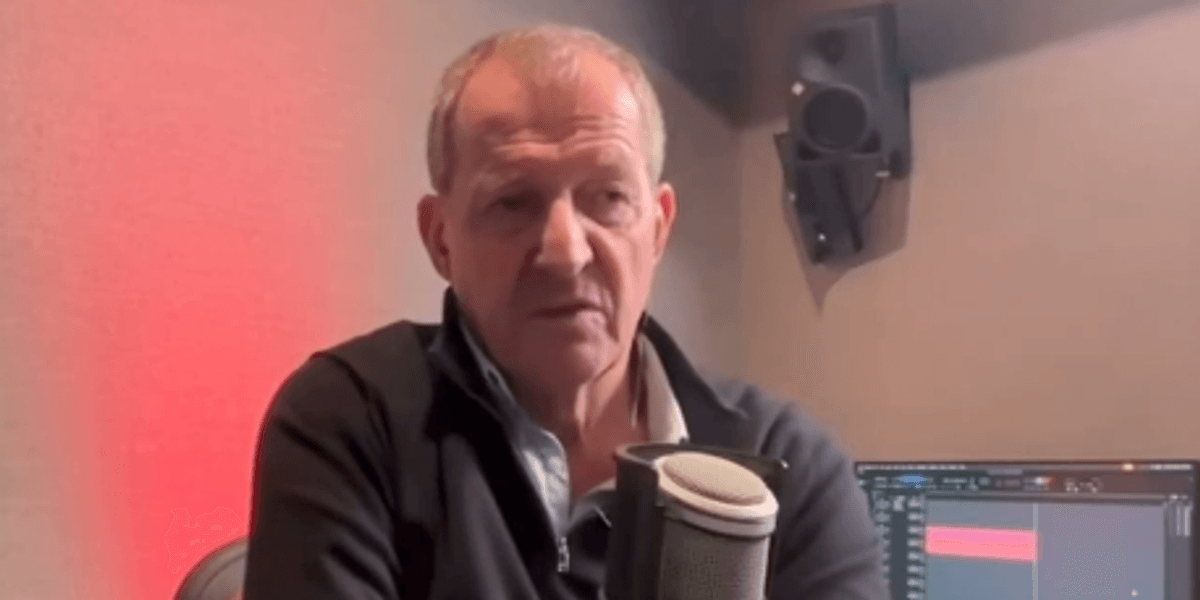 Alastair Campbell forced to apologise over fake claim about Donald Trump ally Alastair Campbell forced to apologise over fake claim about Donald Trump ally