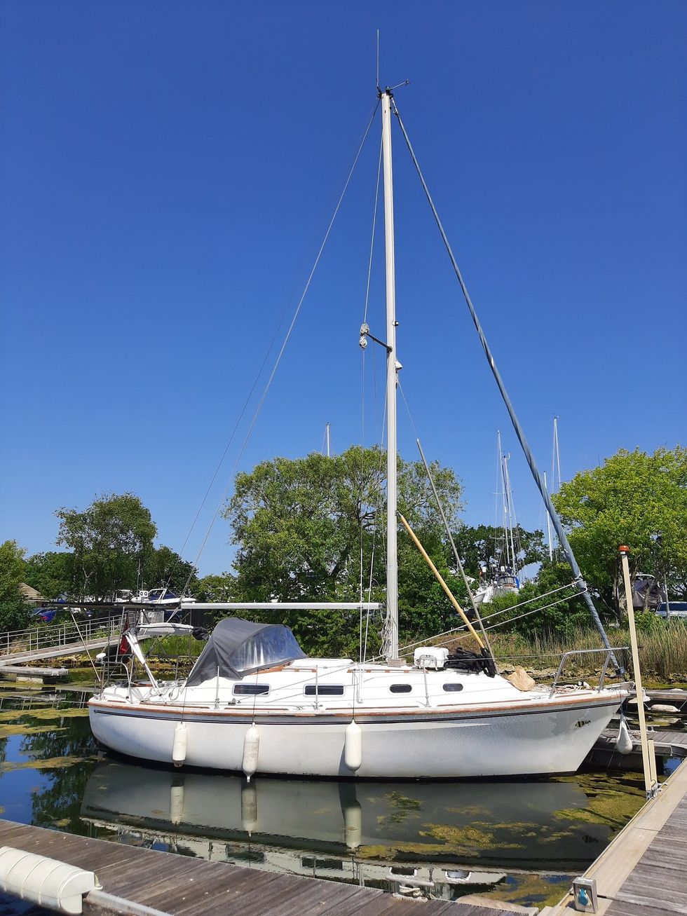 Albanian migrant-carrying yacht