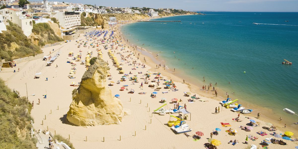 NextImg:Britons risk £1,500 on-the-spot fines after holiday hotspot introduces 15 'rules' for tourists