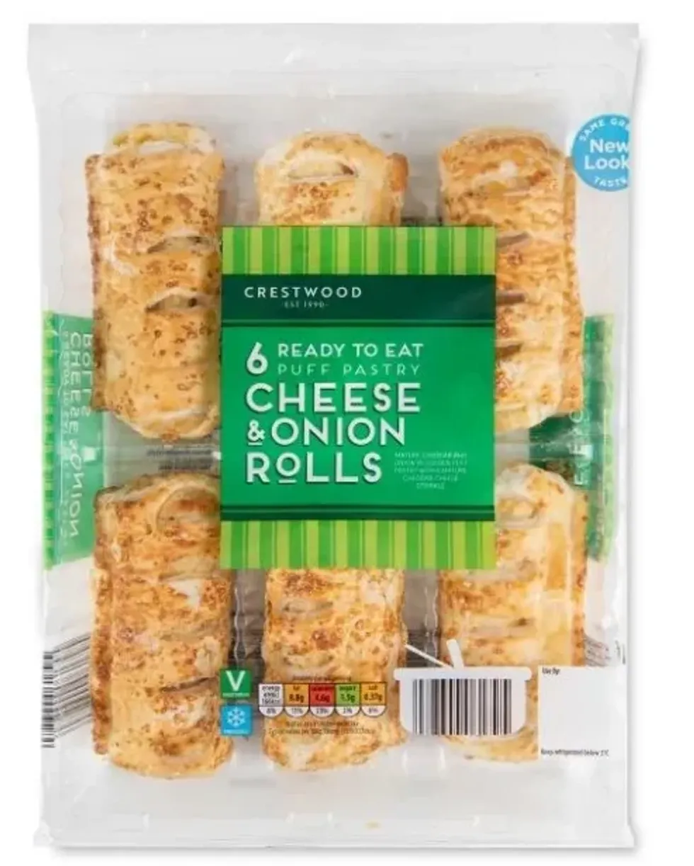 Aldi 6 cheese and onion rolls