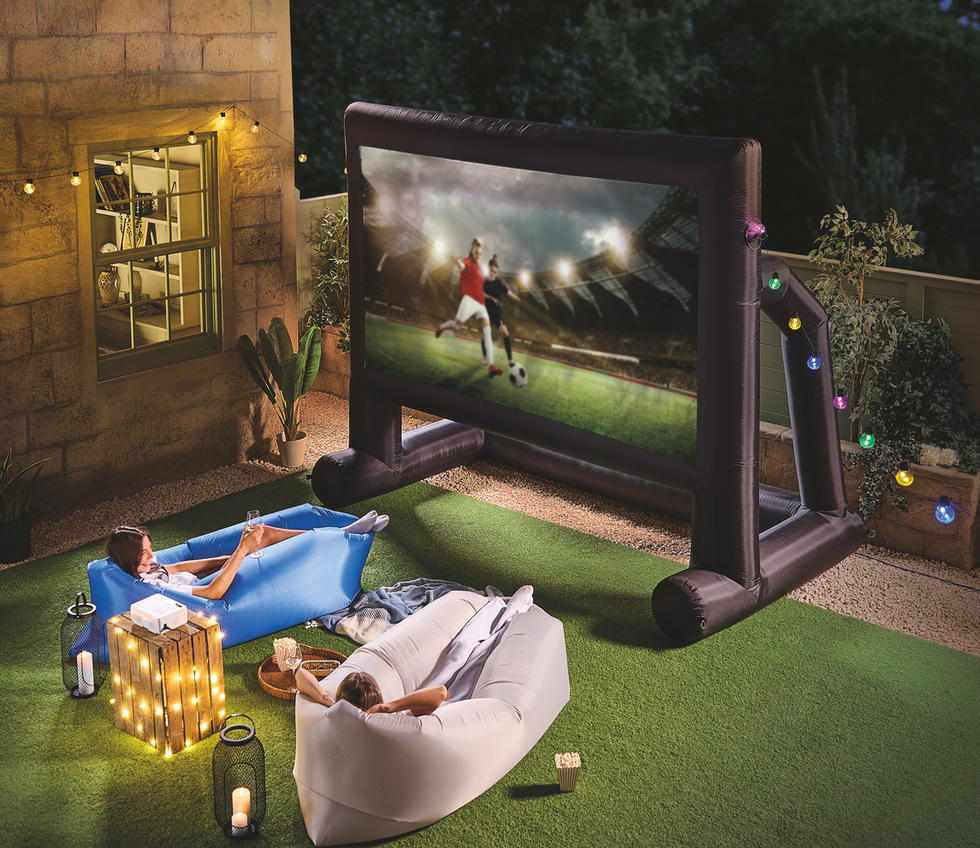 Aldi Inflatable Movie Screen