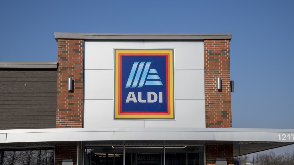 Aldi opening hours
