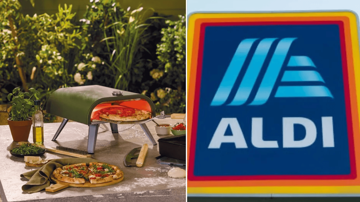 Aldi pizza oven / Aldi sign