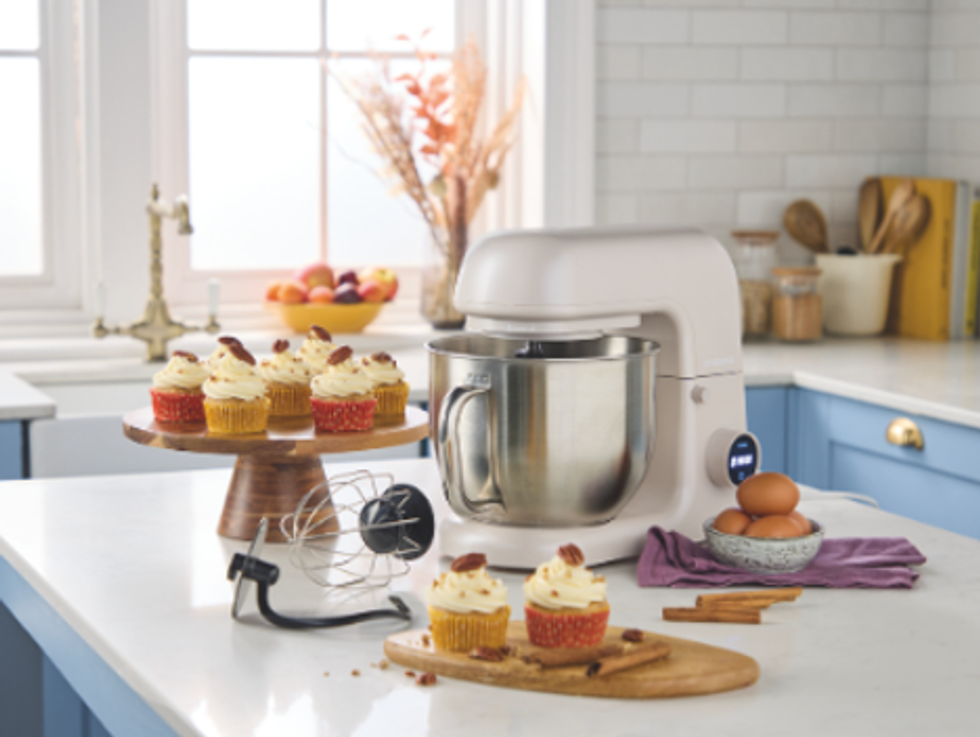 Aldi's afternoon tea-themed tableware