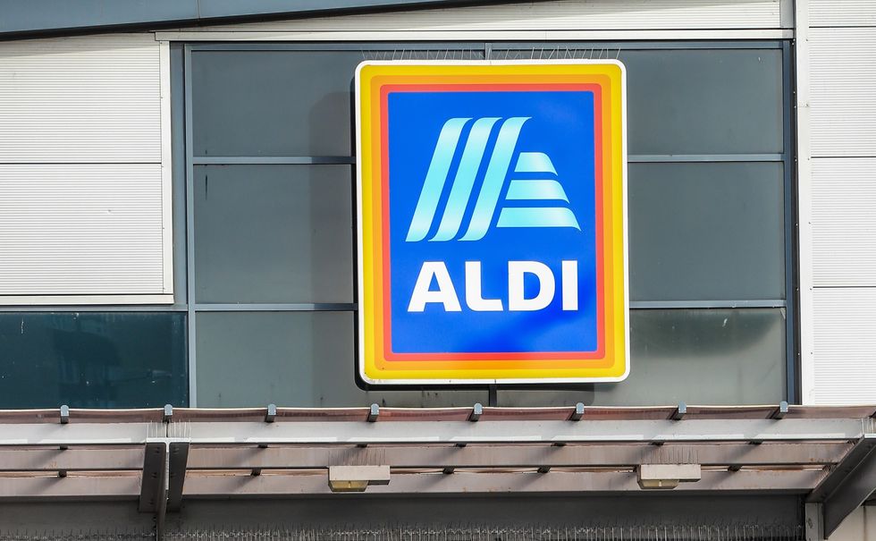 Aldi store sign