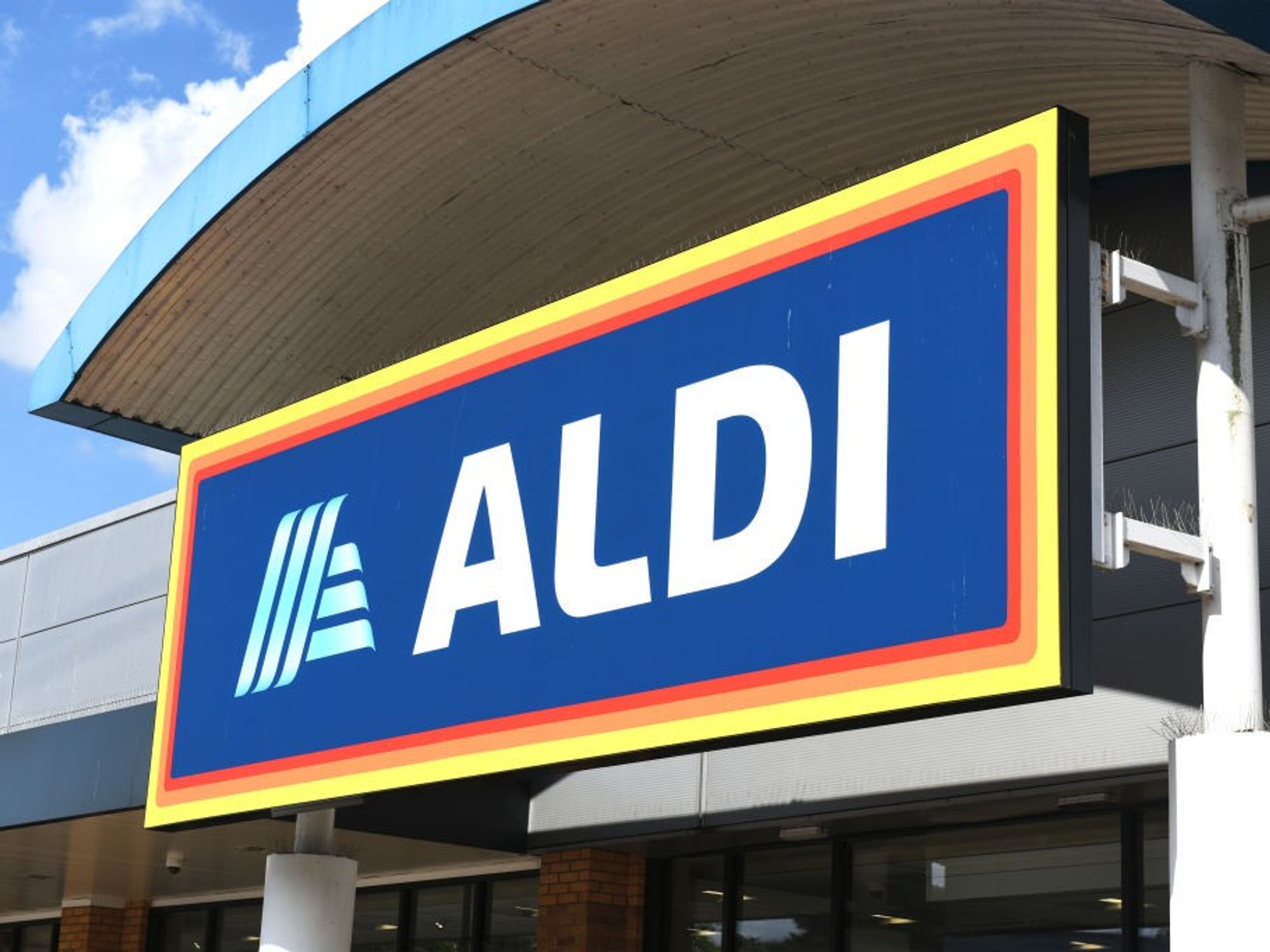 Aldi store sign