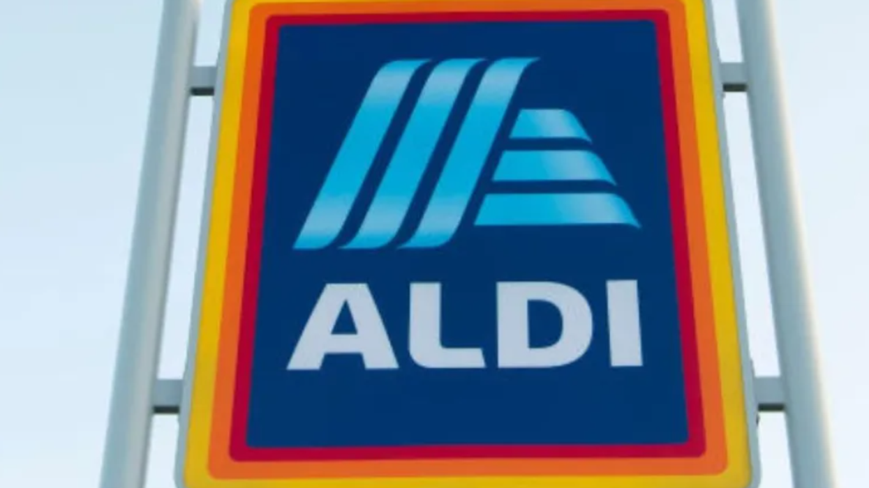 Aldi store sign