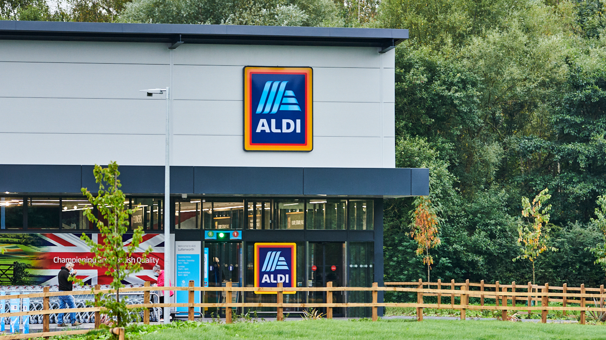 Aldi store sign